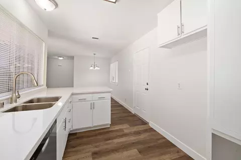 Kitchen - 1155 Lingard St E, Lancaster, CA 93535 photo 4 of 5