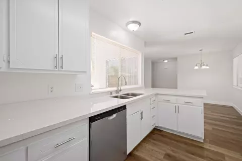 Kitchen - 1155 Lingard St E, Lancaster, CA 93535 photo 3 of 5