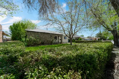 Exterior - 45010 Kingtree Ave, Lancaster, CA 93534 photo 3 of 10