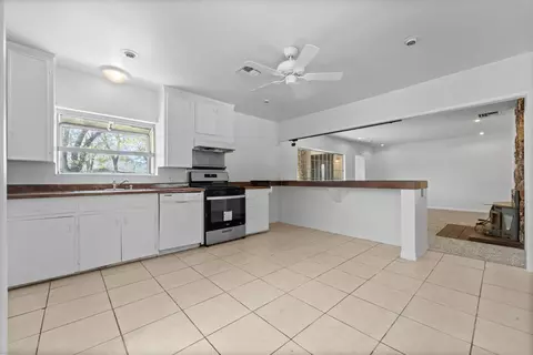 Kitchen - 45010 Kingtree Ave, Lancaster, CA 93534 photo 2 of 2