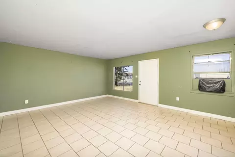 Living - 42257 8th St E, Lancaster, CA 93535 photo 3 of 5