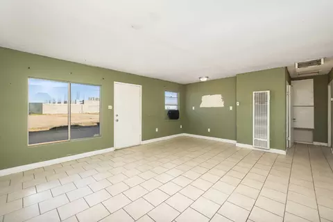 Living - 42257 8th St E, Lancaster, CA 93535 photo 2 of 5