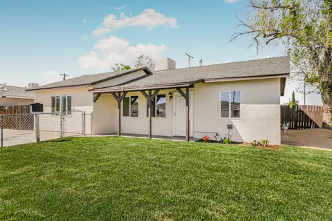 275 Ave P-4, Palmdale, CA 93550