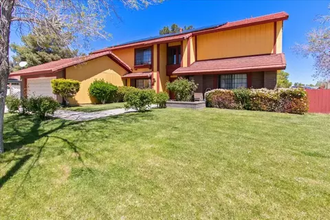 3823 Ave K 6 W, Lancaster, CA 93536