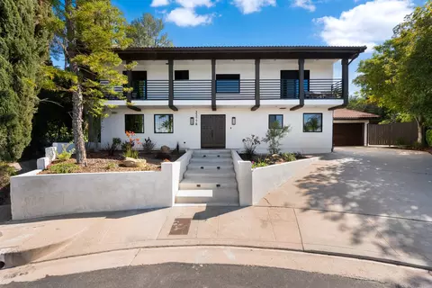 22778 Charlemont Pl, Woodland Hills, CA 91364