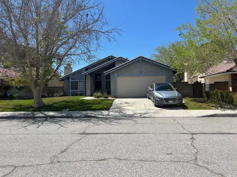 44009 Fine St, Lancaster, CA 93536