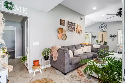 Living - 3023 Avenue S2 E, Palmdale, CA 93550 photo 1 of 5