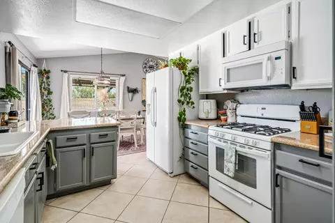 Kitchen - 3023 Avenue S2 E, Palmdale, CA 93550 photo 1 of 3