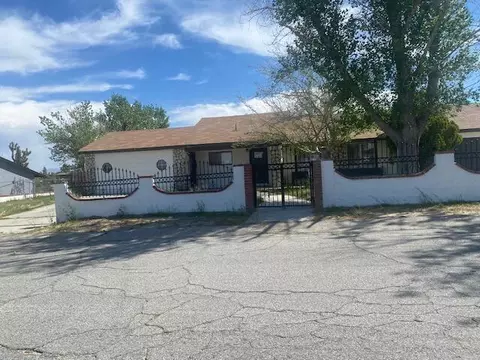 16612 Stagecoach Ave, Palmdale, CA 93591