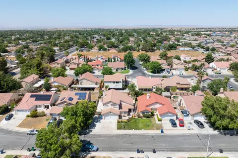 1523 Avenue J6 E, Lancaster, CA 93535 photo 32