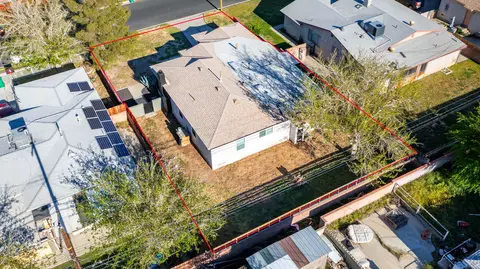 View/Area - 44335 Foxton Ave, Lancaster, CA 93535 photo 1 of 2