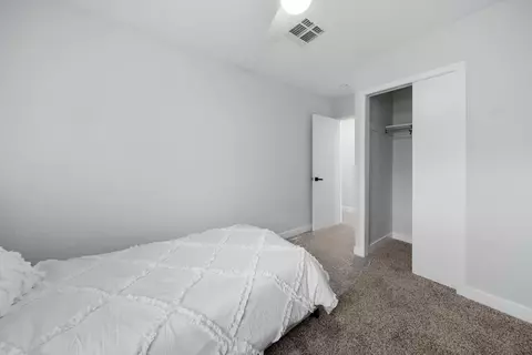 Bedroom - 44335 Foxton Ave, Lancaster, CA 93535 photo 8 of 9