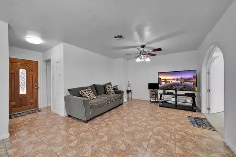 38602 Frontier Ave, Palmdale, CA 93550 photo 8