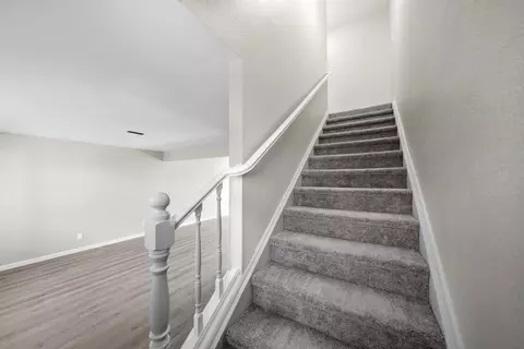 Entry Way - 43611 Park Ave, Lancaster, CA 93534 photo 1 of 2