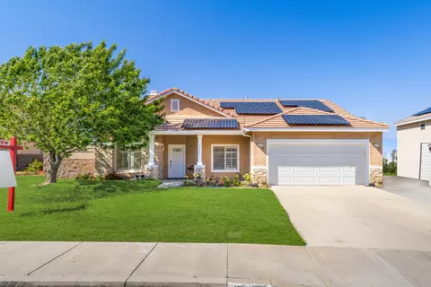 1745 Date Palm Dr, Palmdale, CA 93551