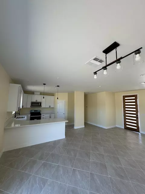 37711 95th St E, Littlerock, CA 93543 photo 4