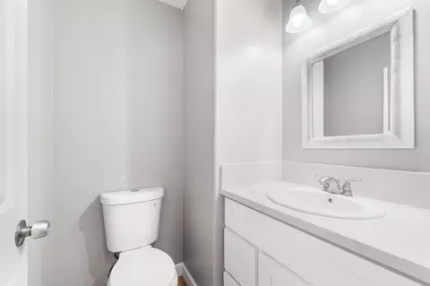 Bath - 43916 43rd St W, Lancaster, CA 93536 photo 1 of 2