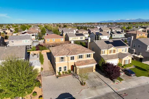 View/Area - 43916 43rd St W, Lancaster, CA 93536 photo 1 of 2