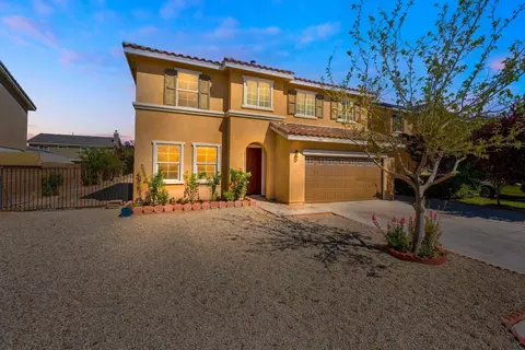 43916 43rd St W, Lancaster, CA 93536