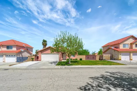 Exterior - 1739 Michael Dr, Lancaster, CA 93535 photo 12 of 14