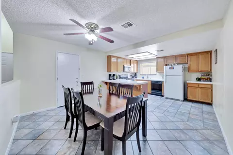 Kitchen - 1739 Michael Dr, Lancaster, CA 93535 photo 1 of 6