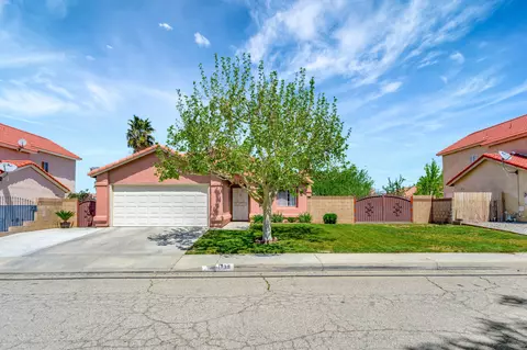 Exterior - 1739 Michael Dr, Lancaster, CA 93535 photo 14 of 14