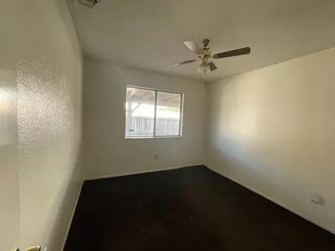 Bedroom - 43941 Estrella Ln, Lancaster, CA 93535 photo 1 of 4