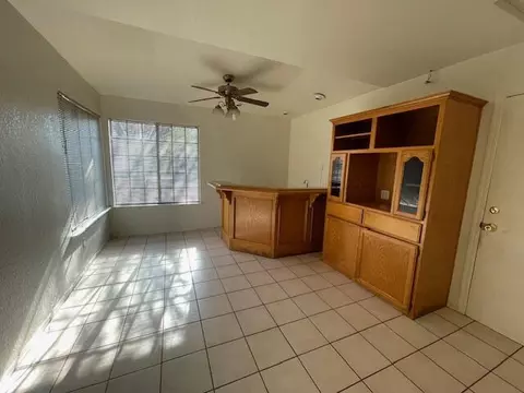 Living - 43941 Estrella Ln, Lancaster, CA 93535 photo 3 of 4