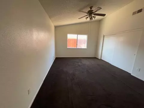 Bedroom - 43941 Estrella Ln, Lancaster, CA 93535 photo 4 of 4