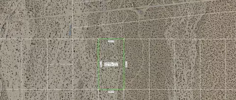 161 St E And Ave U8, Palmdale, CA 93591 photo 2