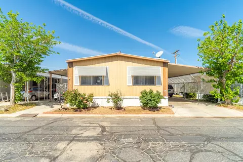 2550 Avenue I E #19, Lancaster, CA 93535 photo 2