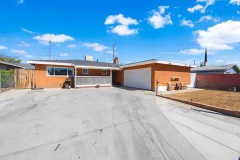 44538 Stanridge Ave, Lancaster, CA 93535