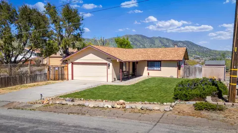 Exterior - 19909 Meadows Rd, Tehachapi, CA 93561 photo 3 of 5