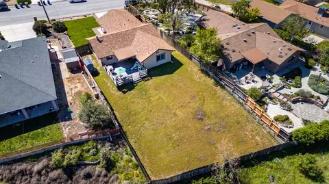 Exterior - 19909 Meadows Rd, Tehachapi, CA 93561 photo 5 of 5