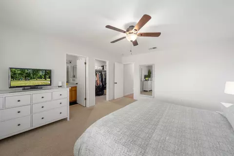 Bedroom - 19909 Meadows Rd, Tehachapi, CA 93561 photo 6 of 6