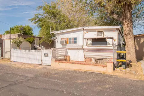 45446 7th St E #40, Lancaster, CA 93535 photo 2