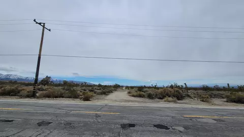 202 Nd St E Ave X4, Llano, CA 93544 photo 8
