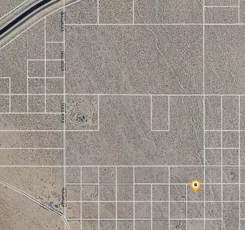 202 Nd St E Ave X4, Llano, CA 93544 photo 11