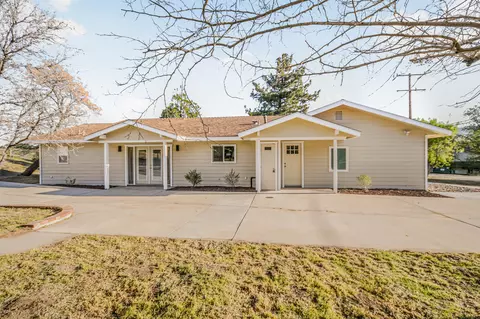 40215 92nd St W, Leona Valley, CA 93551