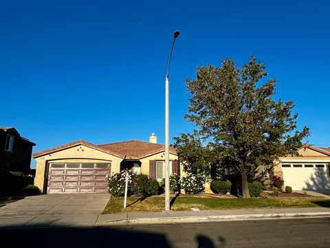 39220 Victoria St, Palmdale, CA 93551