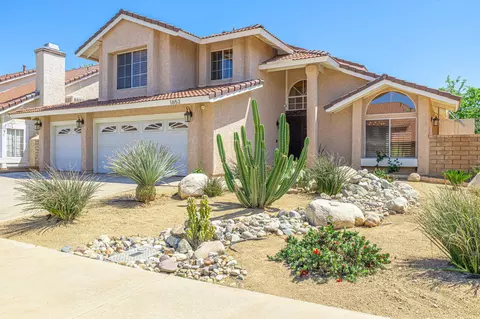 1652 Centre Ct, Palmdale, CA 93551