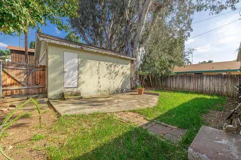 Other - 168 Highland Ave E, Redlands, CA 92374 photo 11 of 17