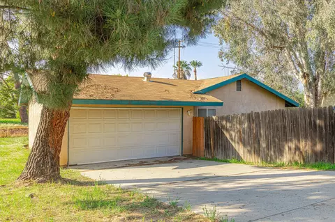Exterior - 168 Highland Ave E, Redlands, CA 92374 photo 23 of 24