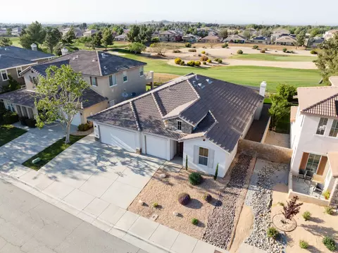 3215 Club Rancho Dr, Palmdale, CA 93551