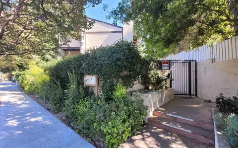 4834 Balboa Ave #B, Encino, CA 91316