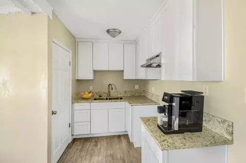 Kitchen - 38540 9th St E, Palmdale, CA 93550 photo 1 of 1