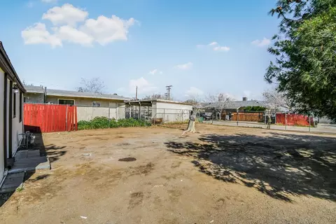 View/Area - 38540 9th St E, Palmdale, CA 93550 photo 1 of 1
