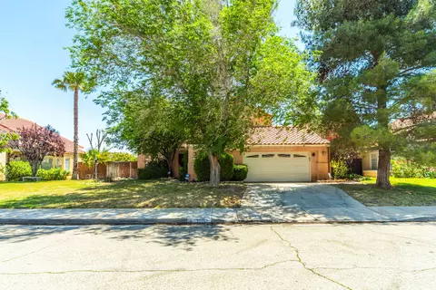 37152 Provence Place Pl, Palmdale, CA 93552