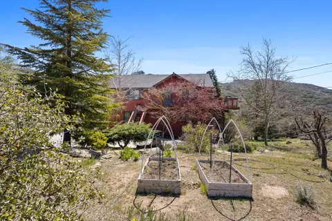 Exterior - 24270 Jacaranda Dr, Tehachapi, CA 93561 photo 15 of 18