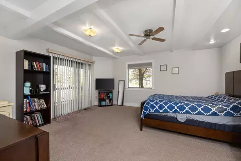 Bedroom - 24270 Jacaranda Dr, Tehachapi, CA 93561 photo 2 of 5
